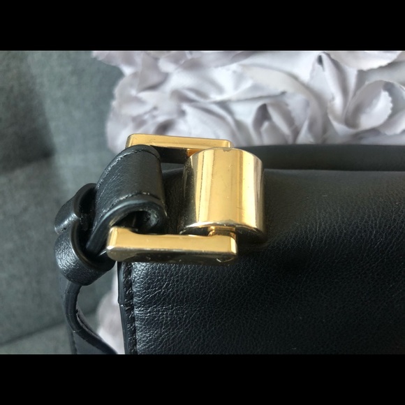 Zara Basic Shoulder Bag | Black 😎 - Picture 3 of 9